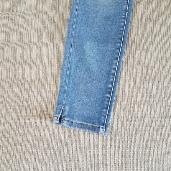 🦎 Habitual Jeans 🦎 - Picture 5 of 9